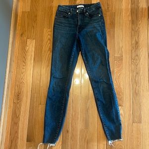Good American “good legs” dark wash skinny jean sz 2/26